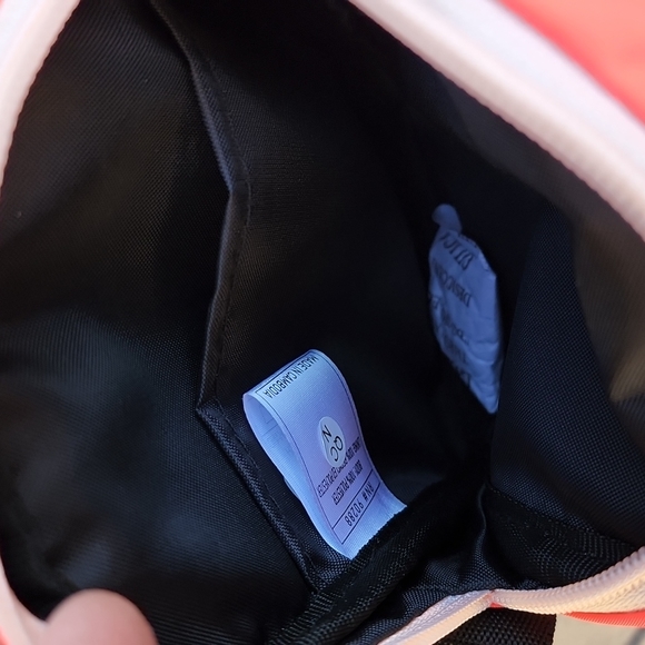 adidas Core Festival Mini Crossbody Bag Travel Running RARE Neon Pink Signal - Picture 8 of 16